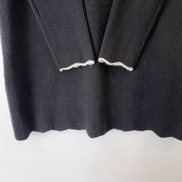 Few Moda Size M Long Sleeve Scalloped Mini Sweater Dress Mock Neck Black LBD - Picture 5 of 7